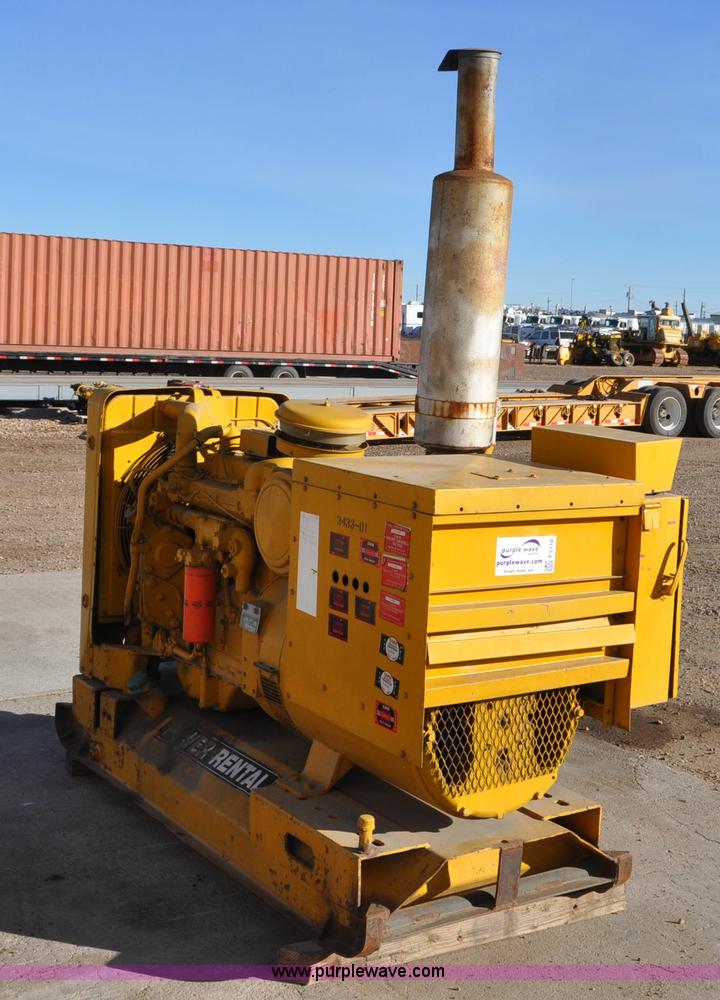 image for item F2110 Caterpillar generator