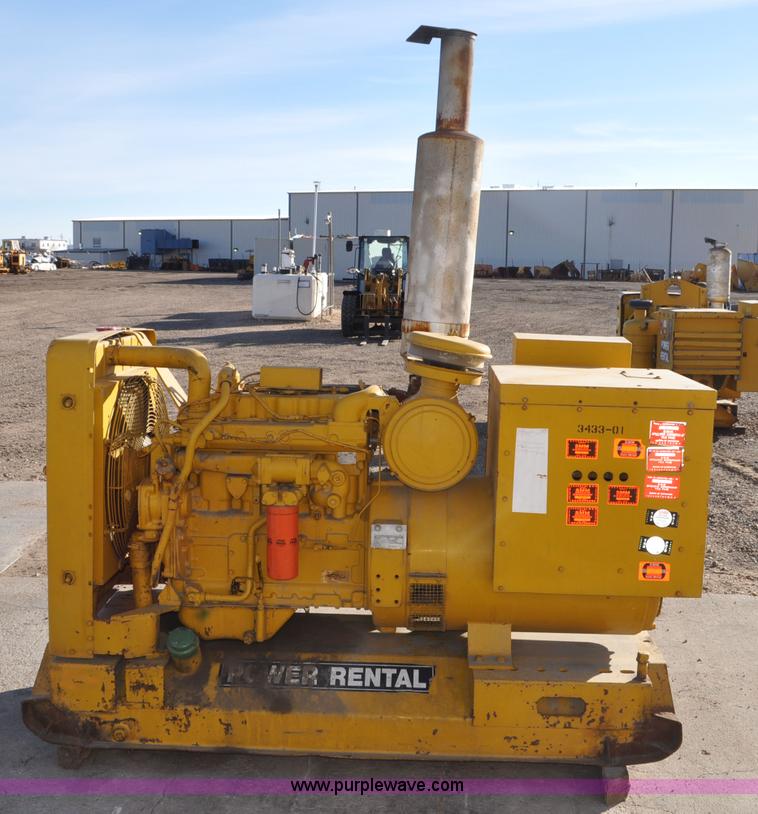 image for item F2110 Caterpillar generator