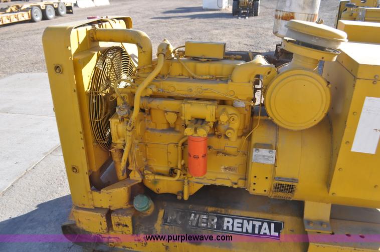 image for item F2110 Caterpillar generator