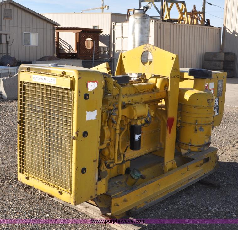 image for item F2111 Caterpillar SR4 generator