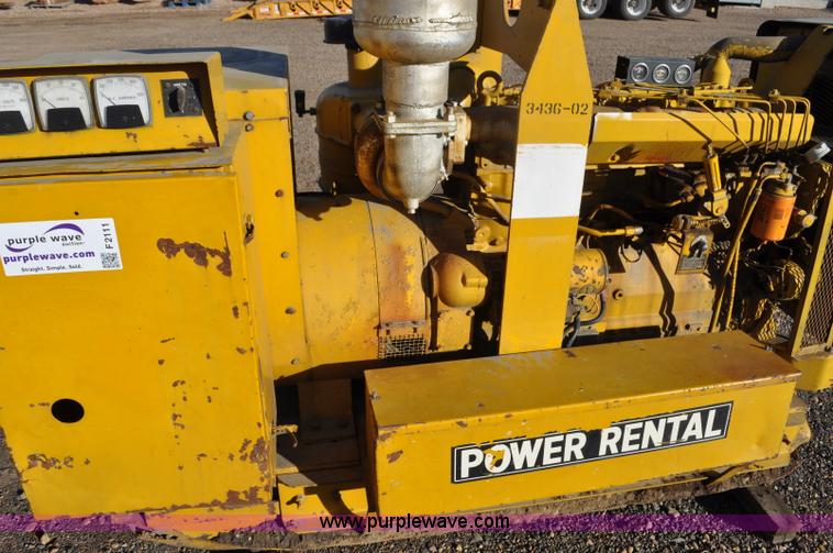 image for item F2111 Caterpillar SR4 generator