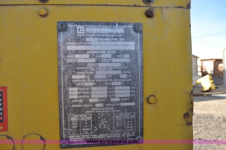 image for item F2111 Caterpillar SR4 generator
