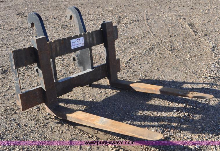 image for item F2112 Caterpillar quick connect forks