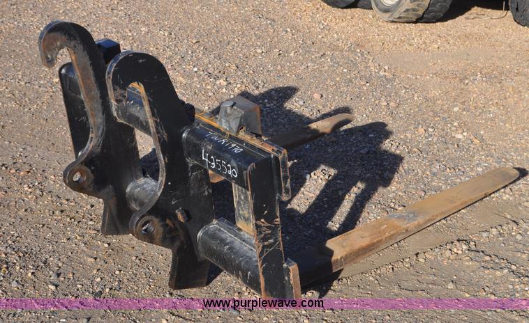 image for item F2112 Caterpillar quick connect forks