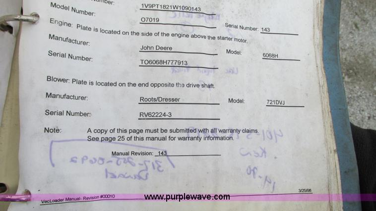 image for item G9092 1999 Vector 07019 vacuum trailer