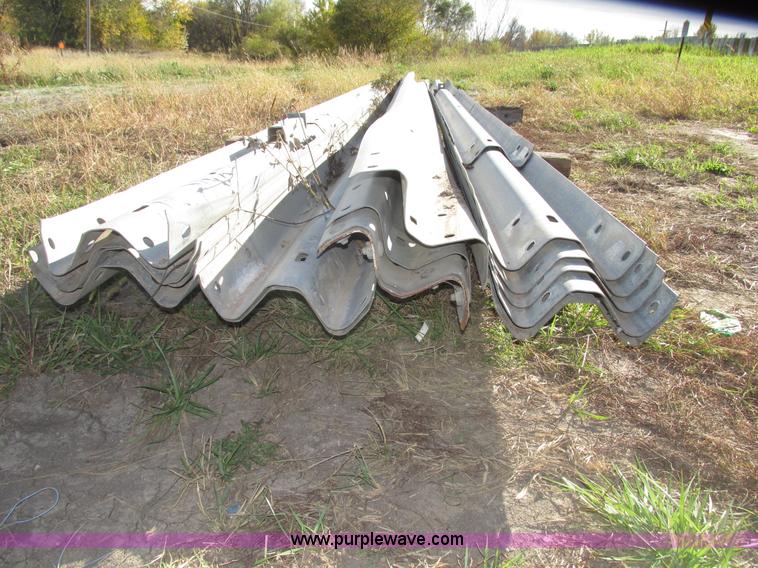 image for item G9912 Galvanized guardrail