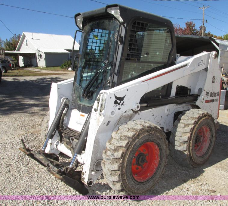 image for item G9915 2010 Bobcat S630 skid steer