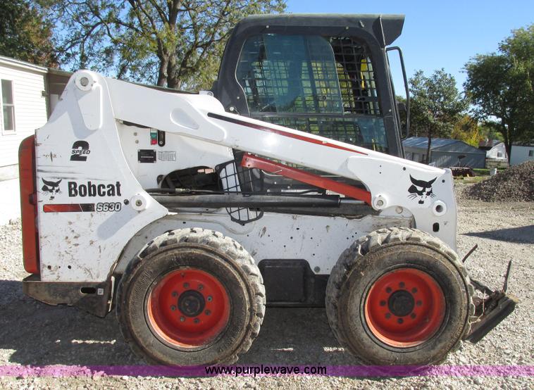 image for item G9915 2010 Bobcat S630 skid steer
