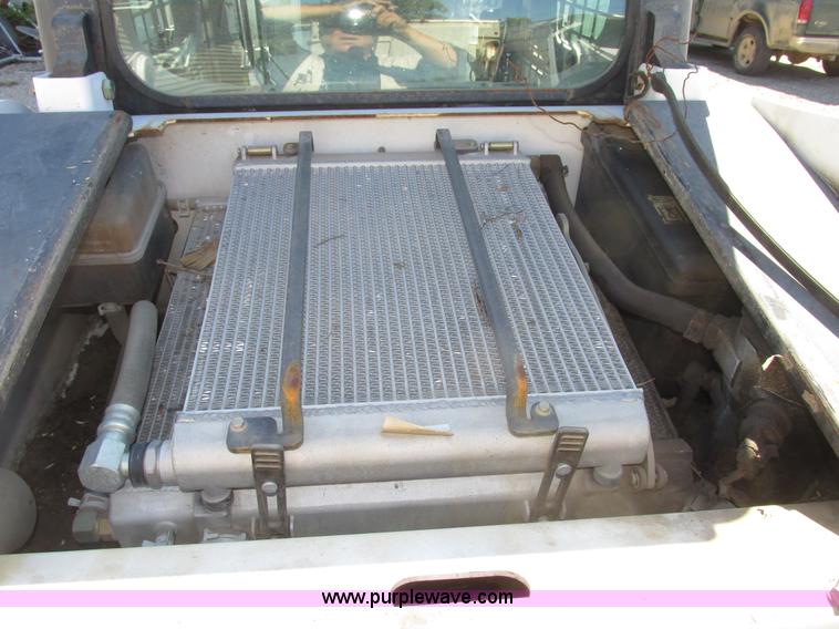 image for item G9915 2010 Bobcat S630 skid steer