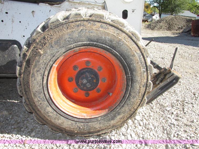 image for item G9915 2010 Bobcat S630 skid steer
