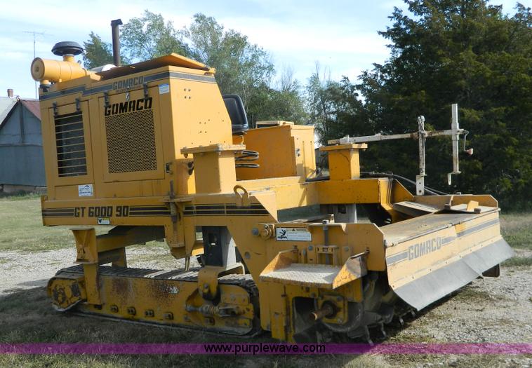 image for item H2377 1994 Gomaco GT6000-90 curb machine