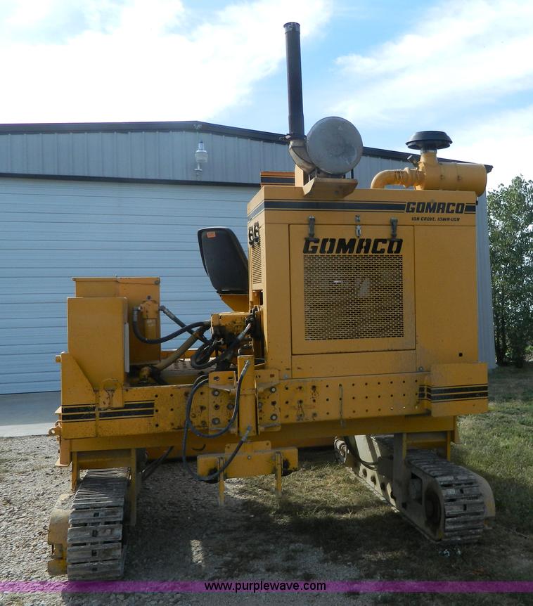 image for item H2377 1994 Gomaco GT6000-90 curb machine