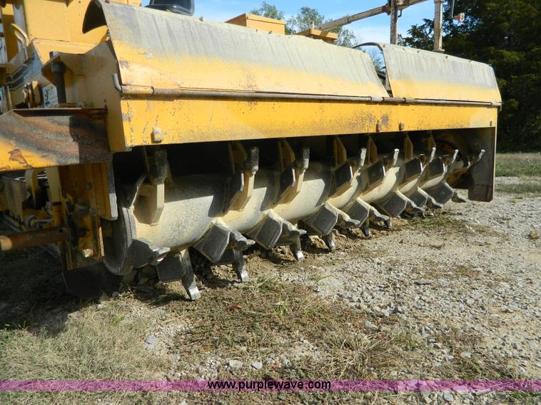 image for item H2377 1994 Gomaco GT6000-90 curb machine