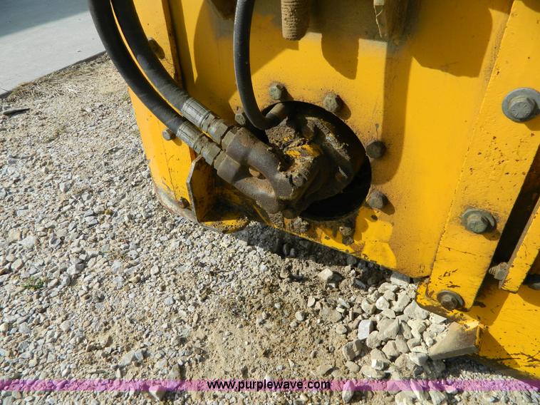 image for item H2377 1994 Gomaco GT6000-90 curb machine