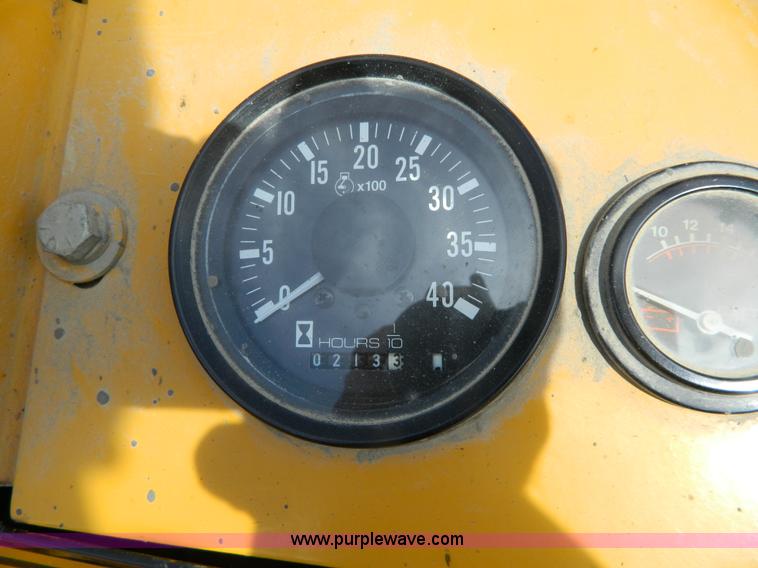 image for item H2377 1994 Gomaco GT6000-90 curb machine