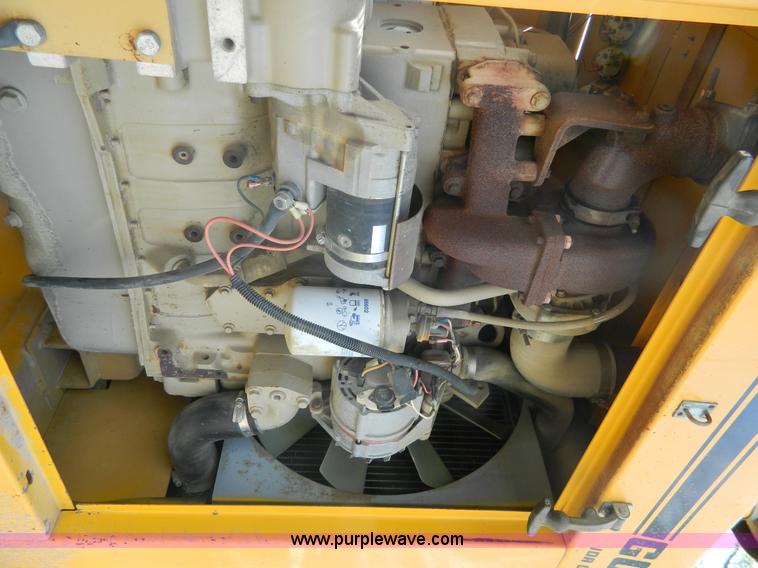 image for item H2377 1994 Gomaco GT6000-90 curb machine