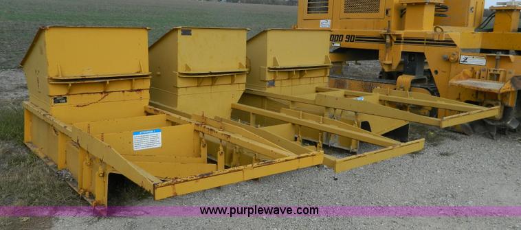 image for item H2377 1994 Gomaco GT6000-90 curb machine