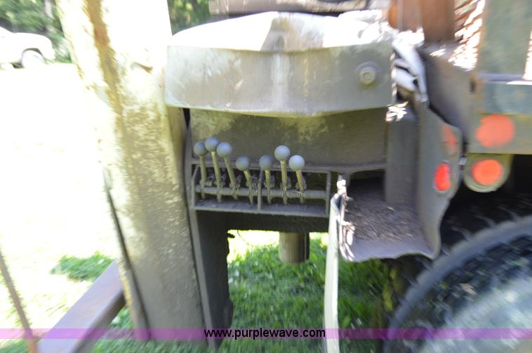 image for item H2871 1993 International 4900 crane truck