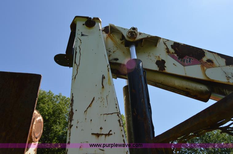 image for item H2871 1993 International 4900 crane truck