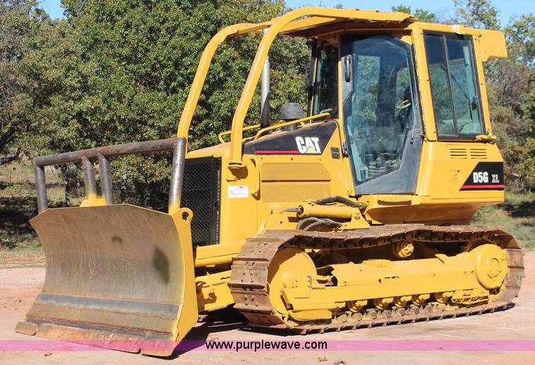 image for item H5538 2003 Caterpillar D5G XL dozer
