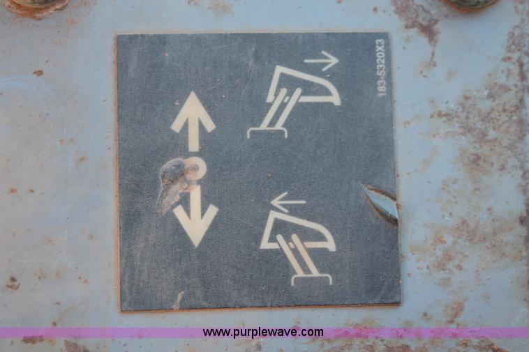 image for item H5538 2003 Caterpillar D5G XL dozer