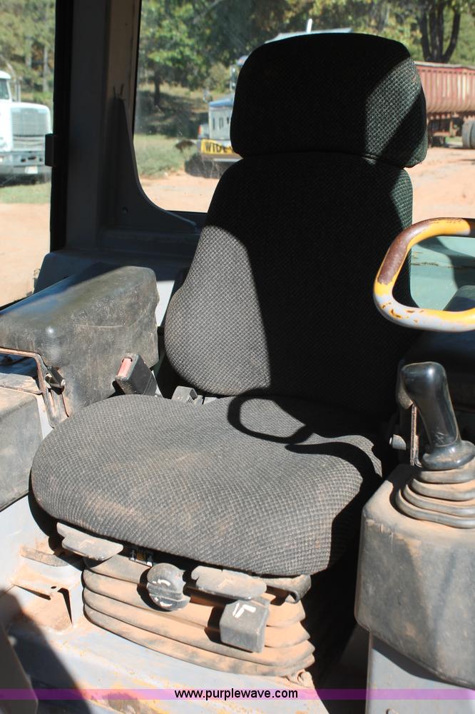 image for item H5538 2003 Caterpillar D5G XL dozer