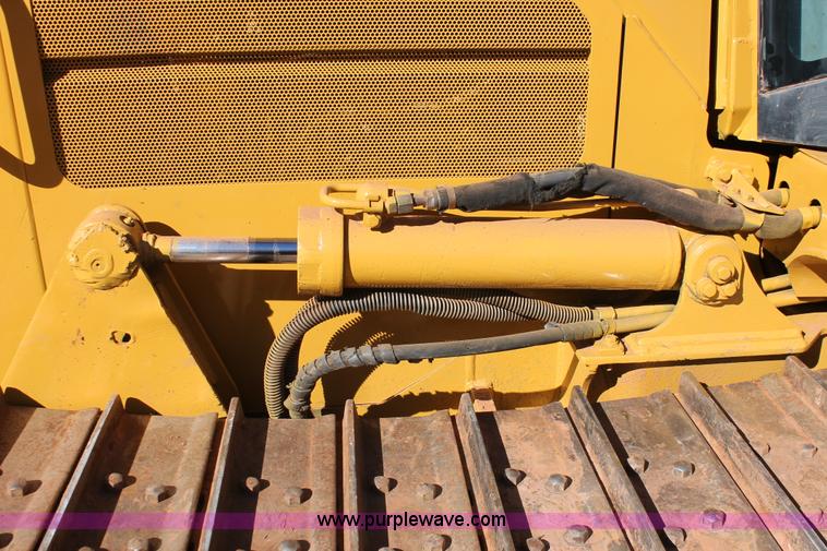image for item H5538 2003 Caterpillar D5G XL dozer