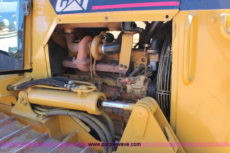 image for item H5538 2003 Caterpillar D5G XL dozer
