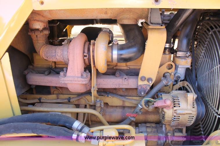 image for item H5538 2003 Caterpillar D5G XL dozer