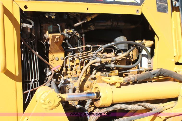 image for item H5538 2003 Caterpillar D5G XL dozer