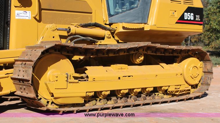 image for item H5538 2003 Caterpillar D5G XL dozer