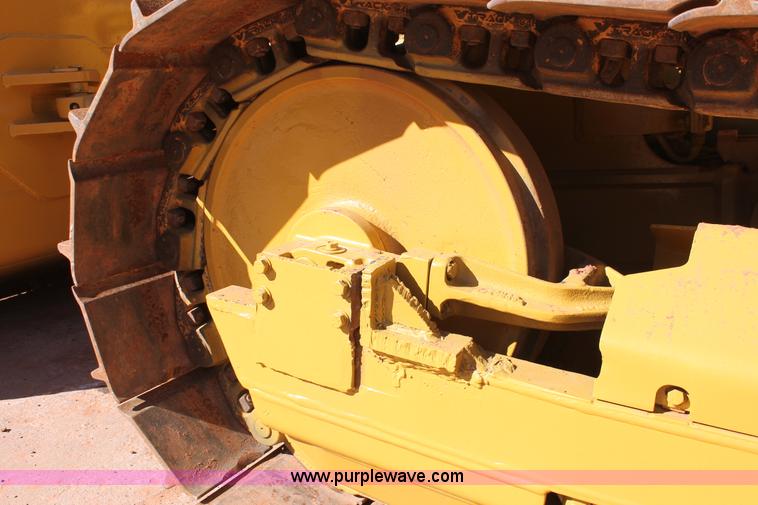 image for item H5538 2003 Caterpillar D5G XL dozer