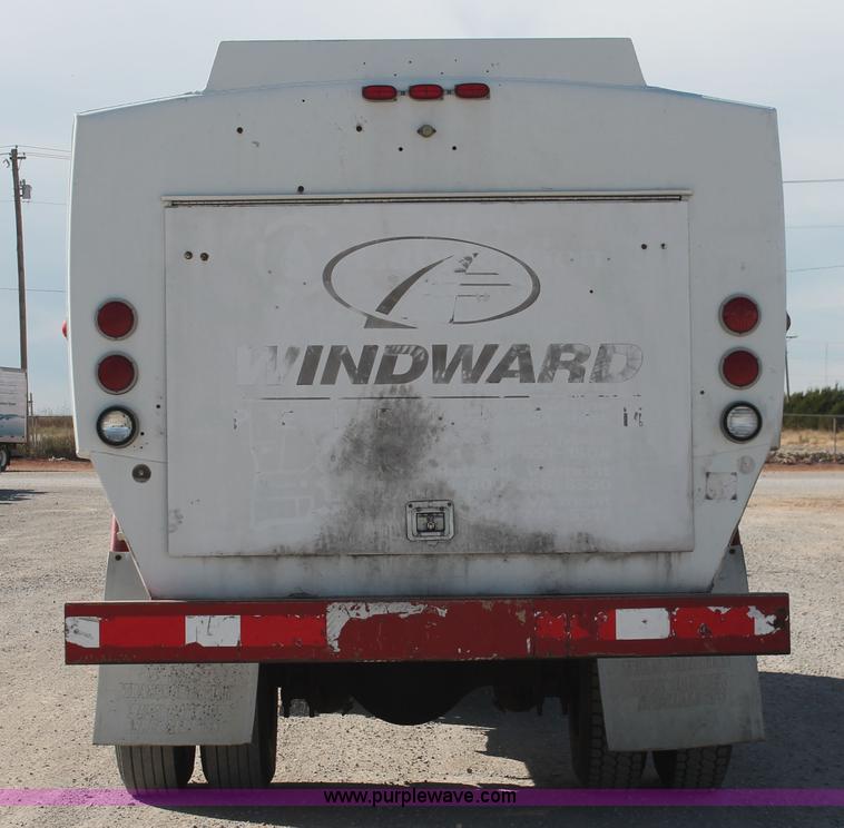 image for item H5540 2007 International DuraStar 4400 fuel truck