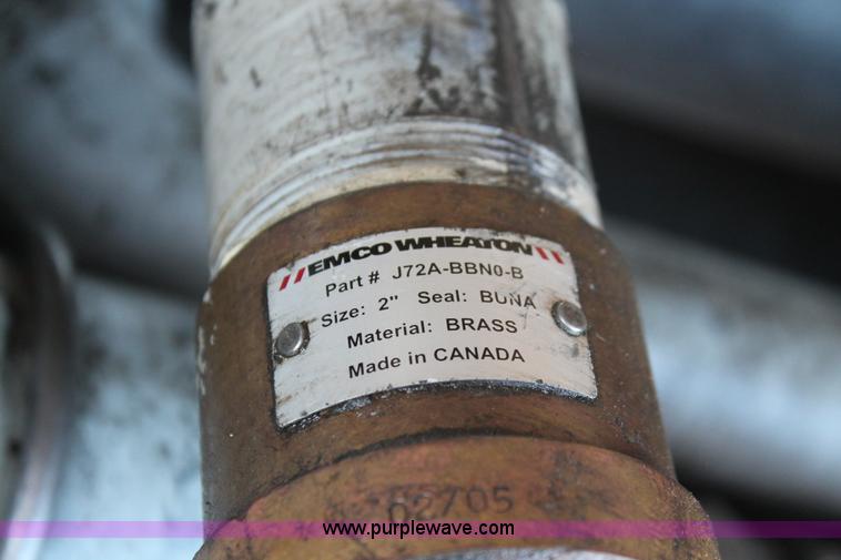 image for item H5540 2007 International DuraStar 4400 fuel truck