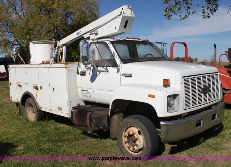 image for item H8814 1991 Chevrolet Kodiak C6500 utility bucket truck