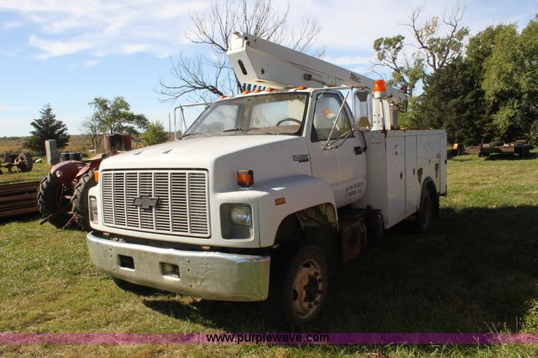 image for item H8814 1991 Chevrolet Kodiak C6500 utility bucket truck