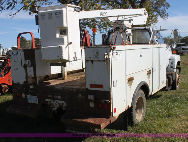 image for item H8814 1991 Chevrolet Kodiak C6500 utility bucket truck