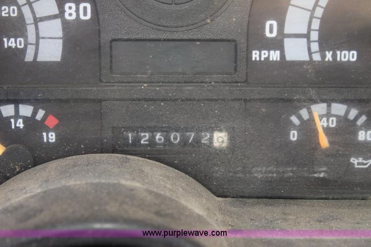 image for item H8814 1991 Chevrolet Kodiak C6500 utility bucket truck