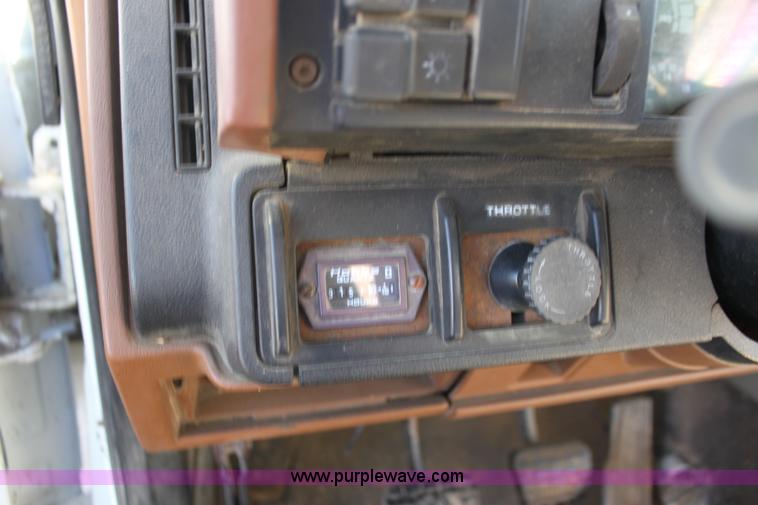 image for item H8814 1991 Chevrolet Kodiak C6500 utility bucket truck