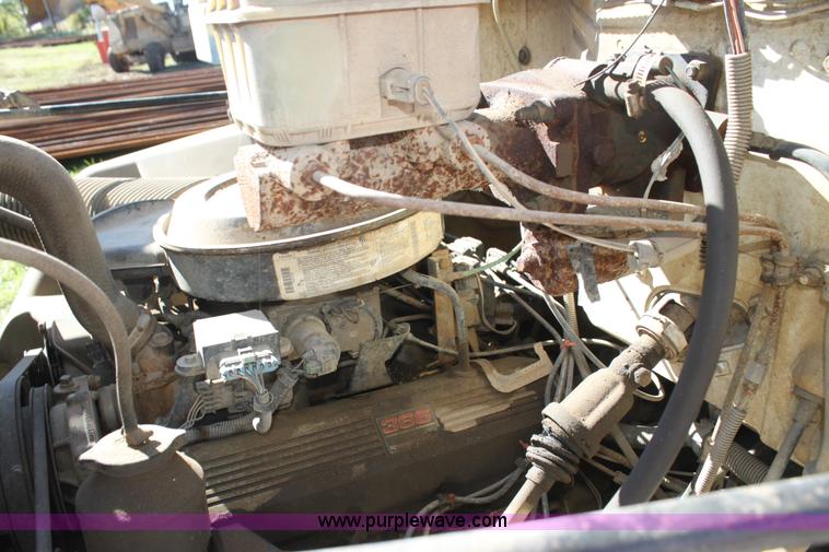 image for item H8814 1991 Chevrolet Kodiak C6500 utility bucket truck