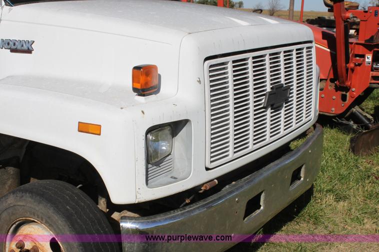 image for item H8814 1991 Chevrolet Kodiak C6500 utility bucket truck