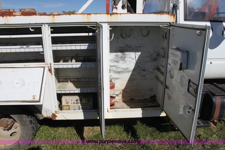 image for item H8814 1991 Chevrolet Kodiak C6500 utility bucket truck