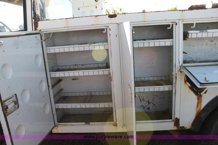 image for item H8814 1991 Chevrolet Kodiak C6500 utility bucket truck