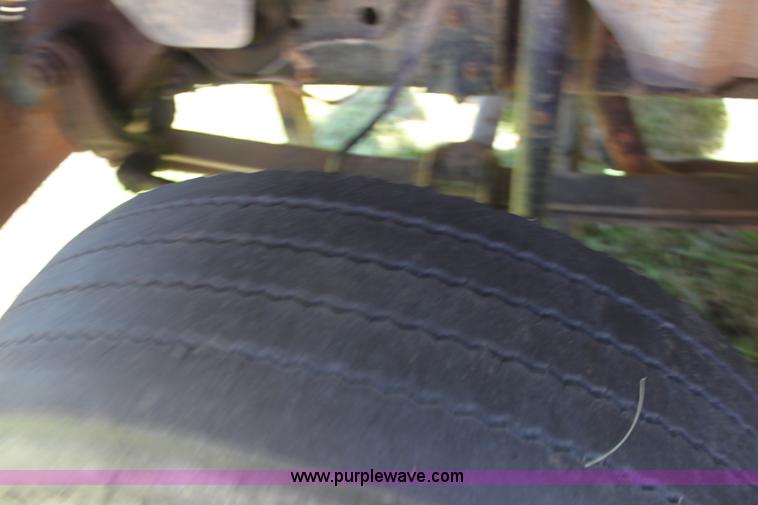 image for item H8814 1991 Chevrolet Kodiak C6500 utility bucket truck