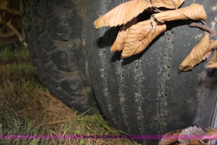 image for item H8814 1991 Chevrolet Kodiak C6500 utility bucket truck