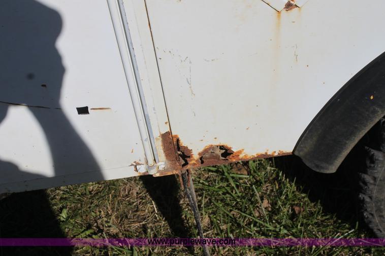 image for item H8814 1991 Chevrolet Kodiak C6500 utility bucket truck