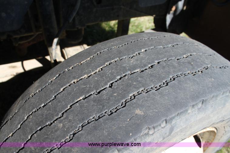 image for item H8814 1991 Chevrolet Kodiak C6500 utility bucket truck