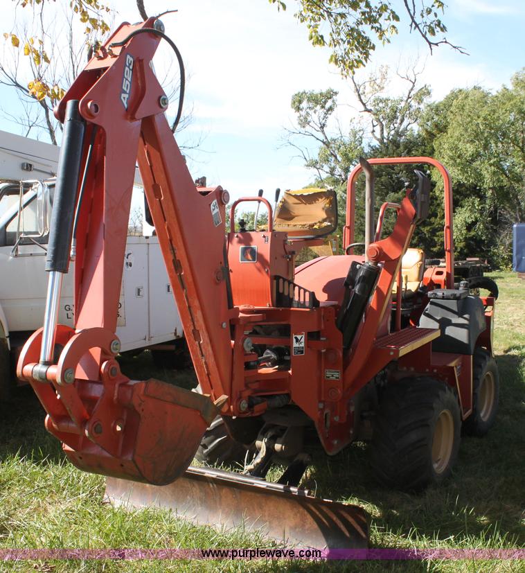 image for item H8815 2006 Ditch Witch ZRT65 trencher
