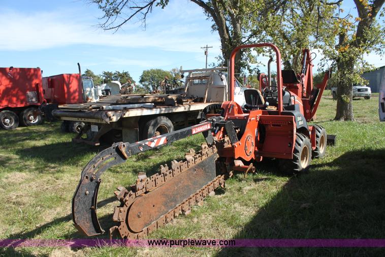 image for item H8815 2006 Ditch Witch ZRT65 trencher