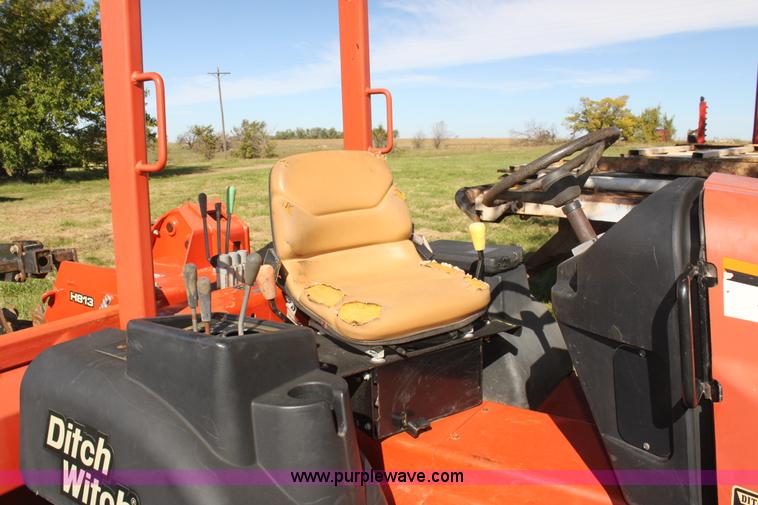 image for item H8815 2006 Ditch Witch ZRT65 trencher